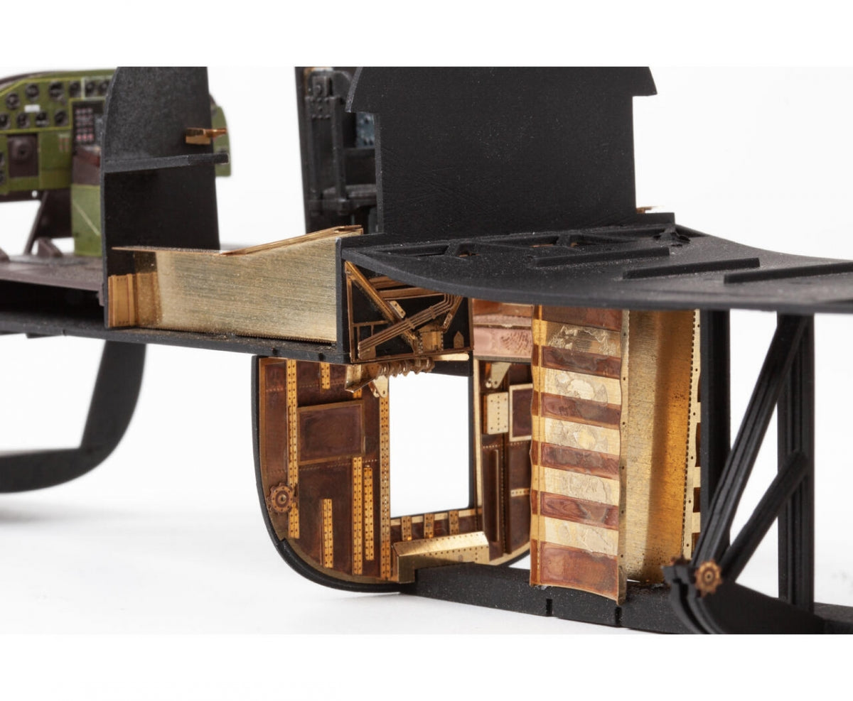 Eduard 481159 B-24D bomb bay HOBBY BOSS 1/48 – image 5