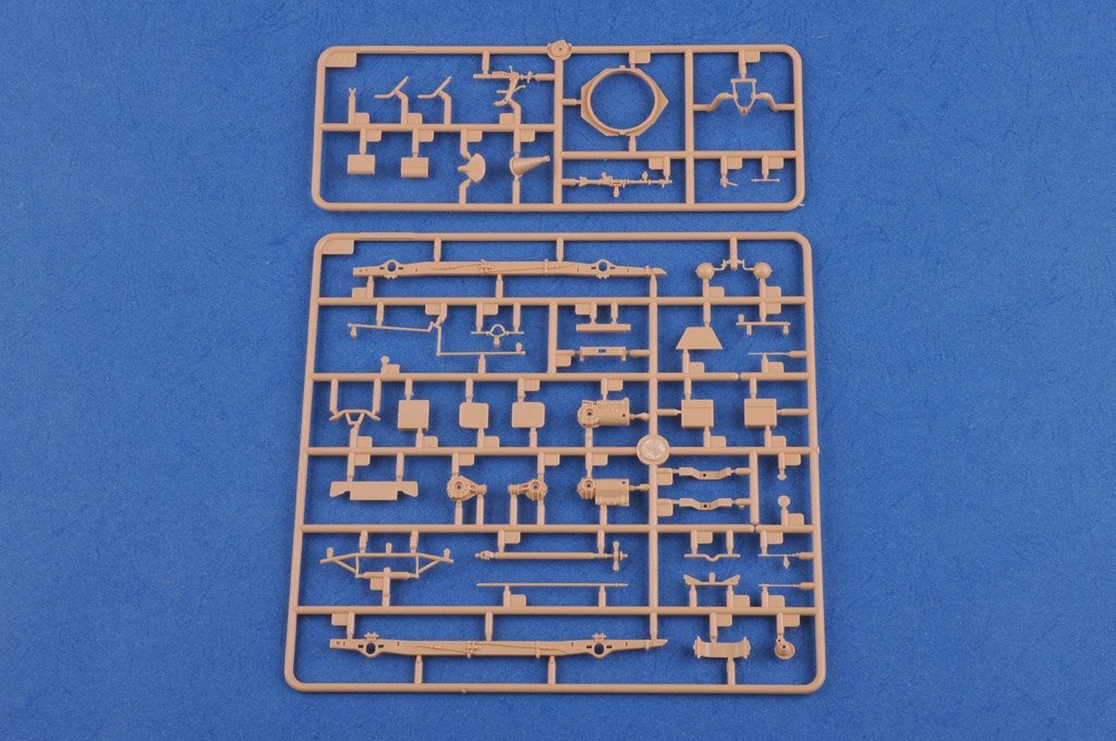 Hobby Boss 83817 German Sd.Kfz.223 Leichter Panzerspahwagen (1st Series) (1/35) – Bild 7