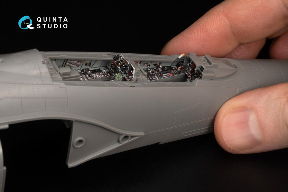 Quinta Studio QD+48371 F-4E with DMAS 3D-Printed &amp;amp; colored Interior on decal paper (Meng) (with 3D-printed resin parts) 1/48 – image 15
