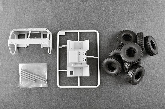 Trumpeter 01064 HEMTT M1120 Container Handling Unit (CHU) 1/35 – image 6