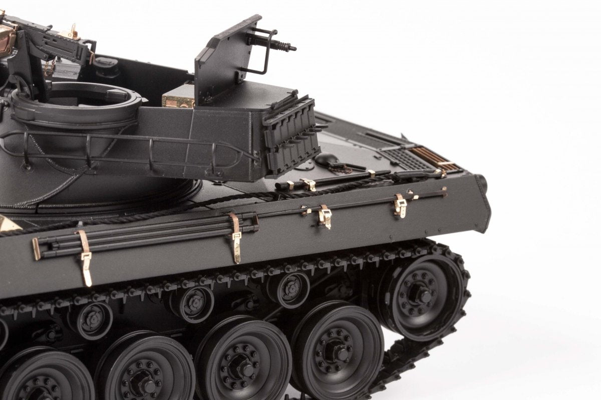 Eduard 36478 M18 tank destroyer TAMIYA 1/35 – image 12