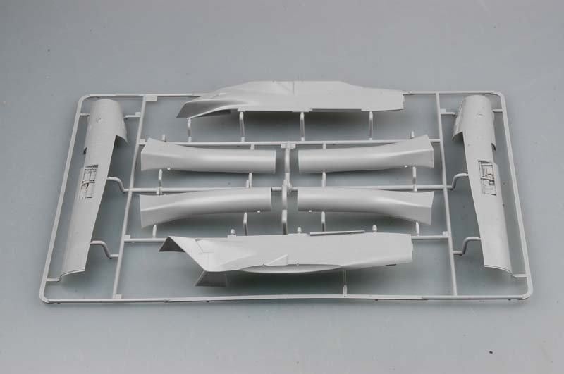 Trumpeter 03204 McDonnell Douglas F/A 18 E Hornet 1/32 – immagine 3