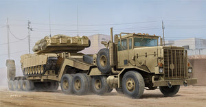Hobby Boss 85519 M911 C-HET w/m747 Heavy Equipment Semi-Trailer 1/35