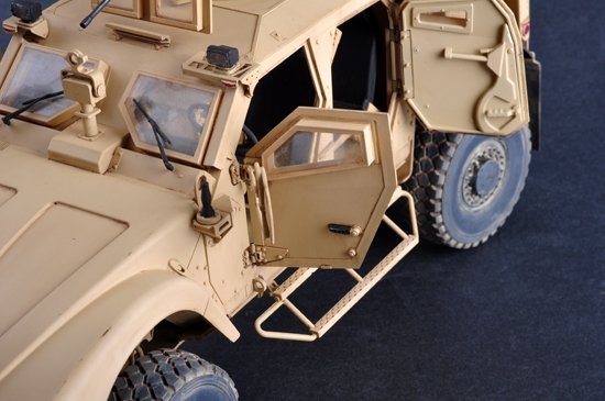 Trumpeter 00930 US M-ATV MRAP 1/16 – Bild 12