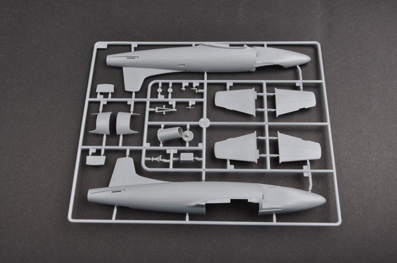 Trumpeter 02866 Supermarine Attacker F.1 Fighter (1/48) – obrázek 8