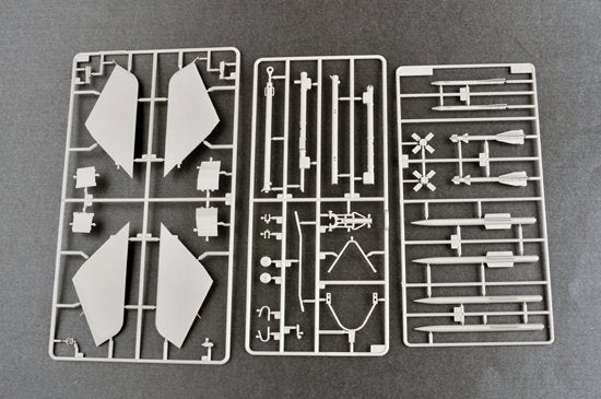Trumpeter 03226 Russian MIG-29UB Fulcrum 1/32 – image 17