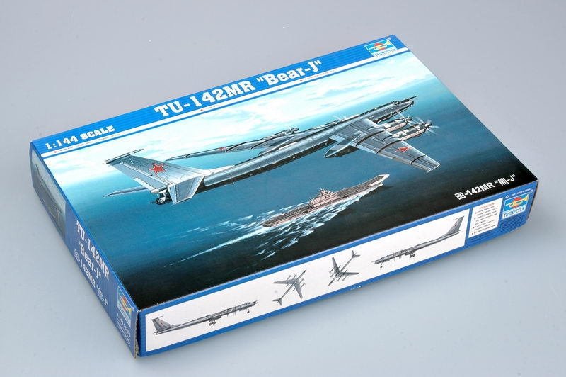 Trumpeter 03905 Tu-142MR Bear-J 1/144 – image 2