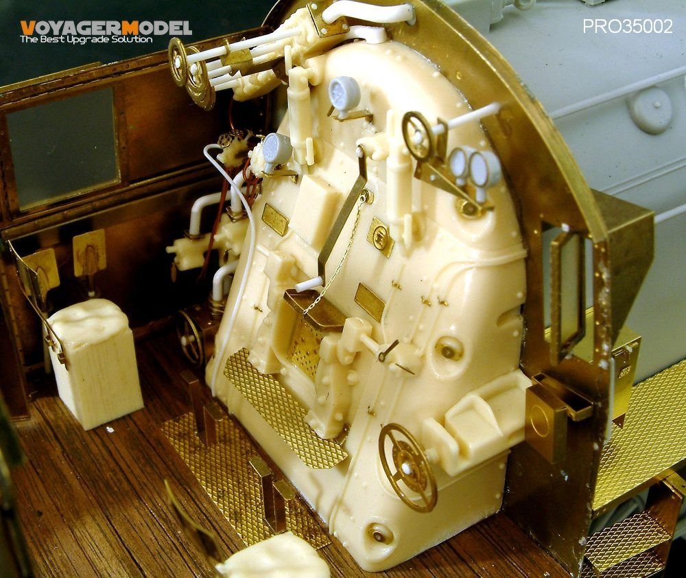 Voyager Model PRO35002 Baureihe 52 with Steifrahmentender 1/35 – image 10