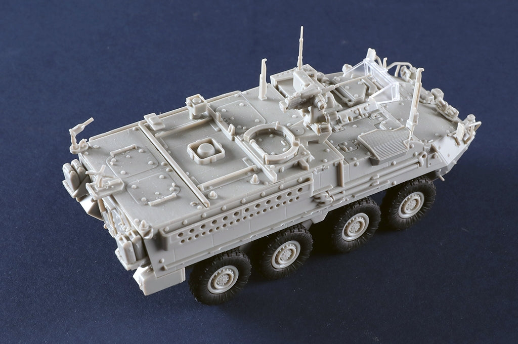 Trumpeter 07423 M1130 Stryker Command Vehicle 1/72 – image 5
