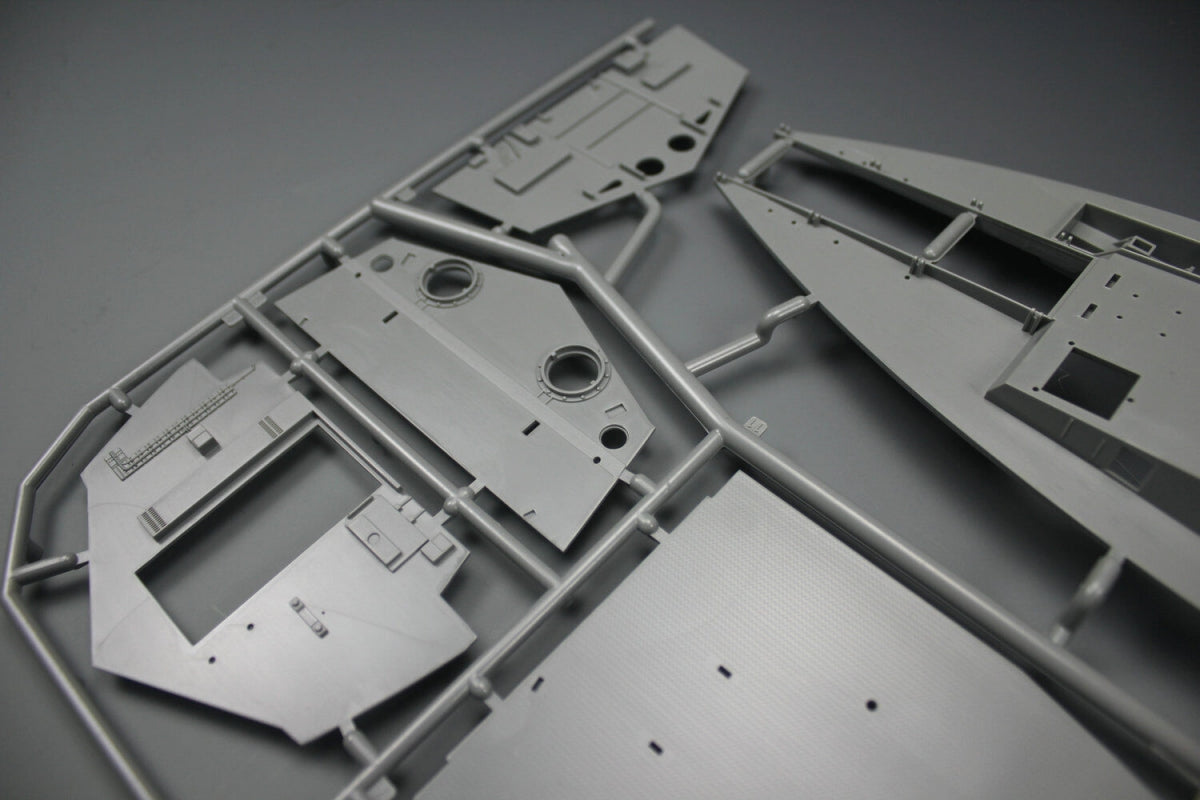 Tiger Model 6290 Sweden CB90 Fast Assault Craft 1991-present 1/35 – image 10