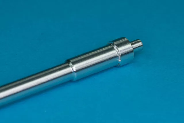 RB Model 35B110 BMP-3 Armament 30mm 2A72, 100mm 2A70, 3 x 7.62 PKT mg 1/35 – Bild 8