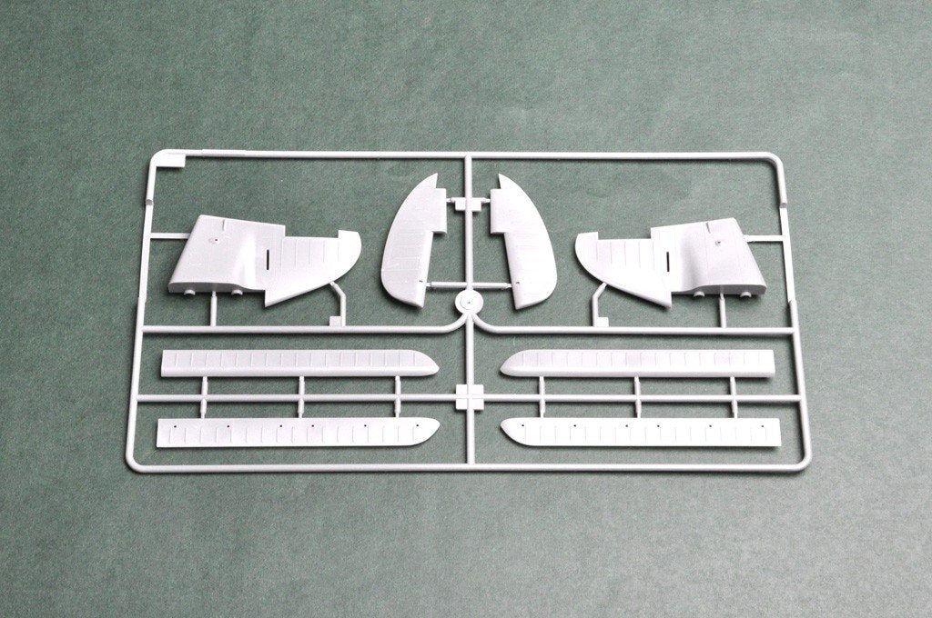 Hobby Boss 81705 Antonov An-2 / An-2CX (1/48) – obrázek 9
