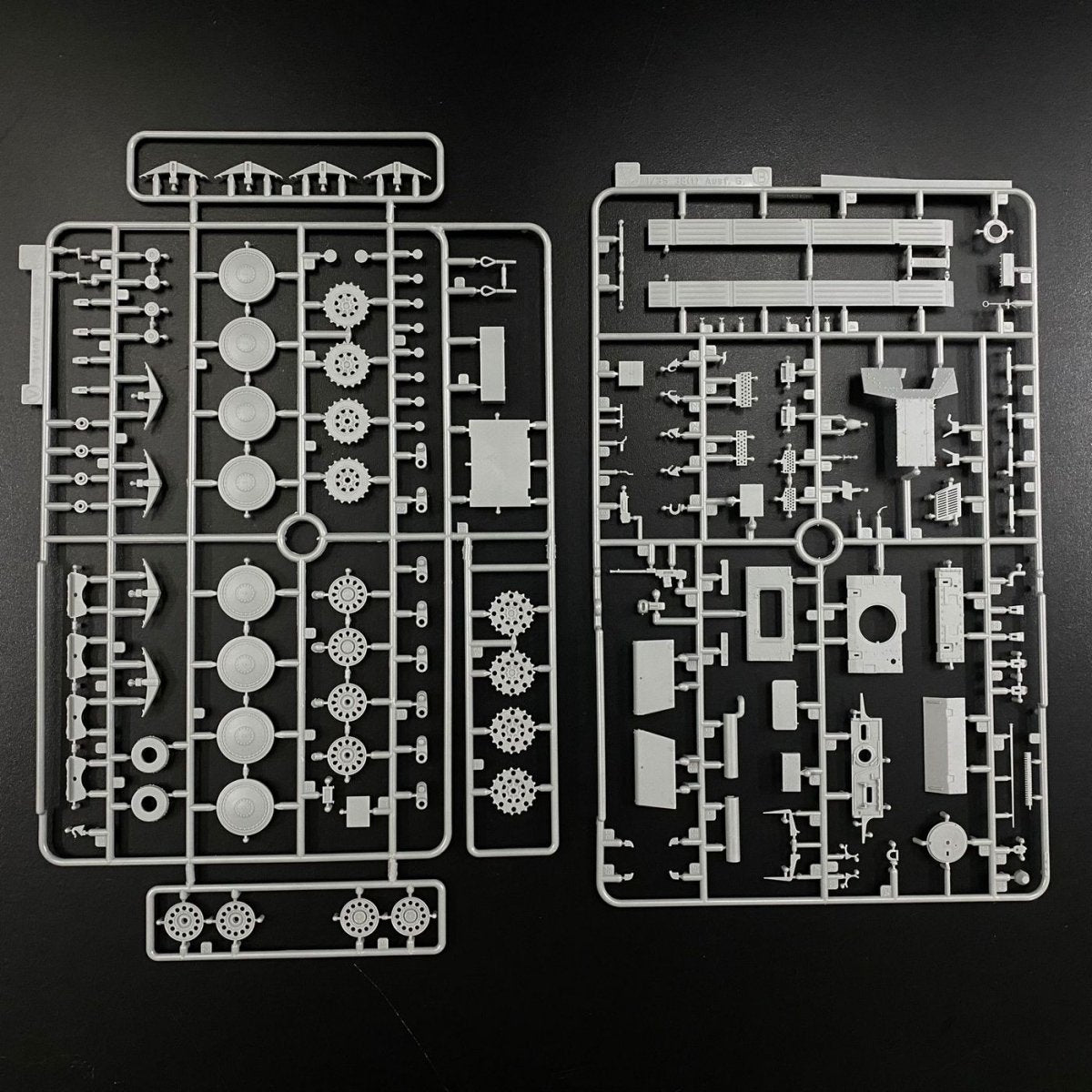 Dragon MD003 Sd.Kfz.138 Panzerjager MARDER III H w/Interior 1/35 – Bild 5