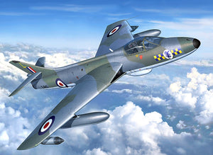 Revell 63908 British Legends: Hawker Hunter FGA.9 Model Set 1/72 – image 2
