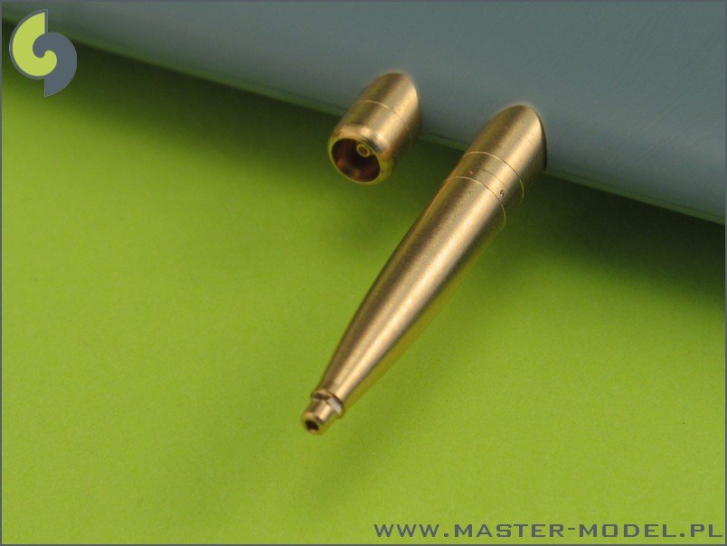 Master AM-32-020 Supermarine Spitfire E wing late - Hispano 20mm &amp;amp; .50cal in fairings (1/32) – Bild 4