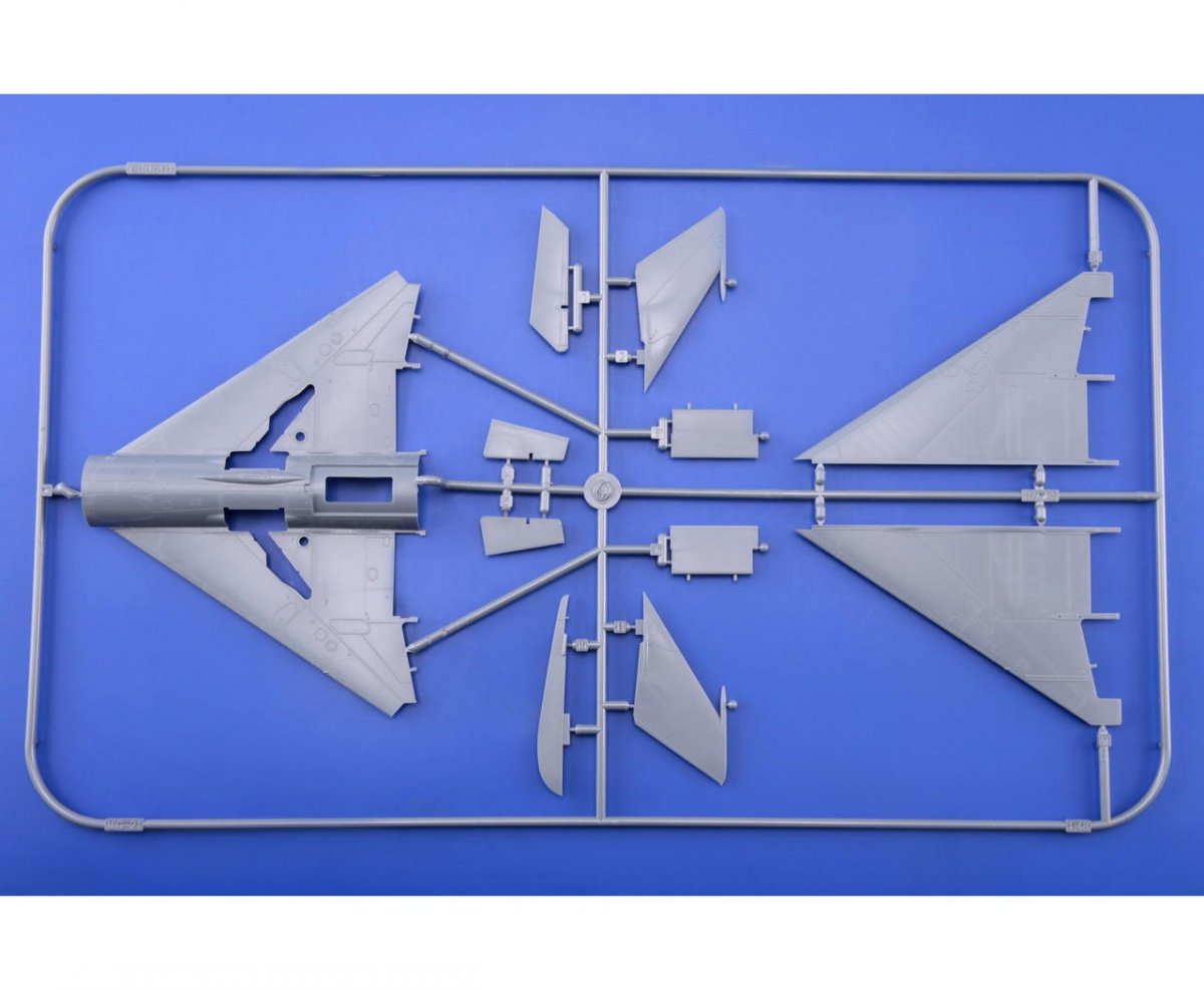 Eduard 8236 MiG-21PF 1/48 – obrázek 3