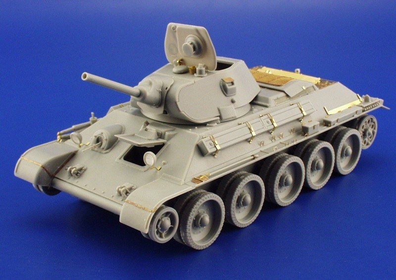 Eduard 35723 T-34/76 Model 1940 1/35 Dragon – image 6