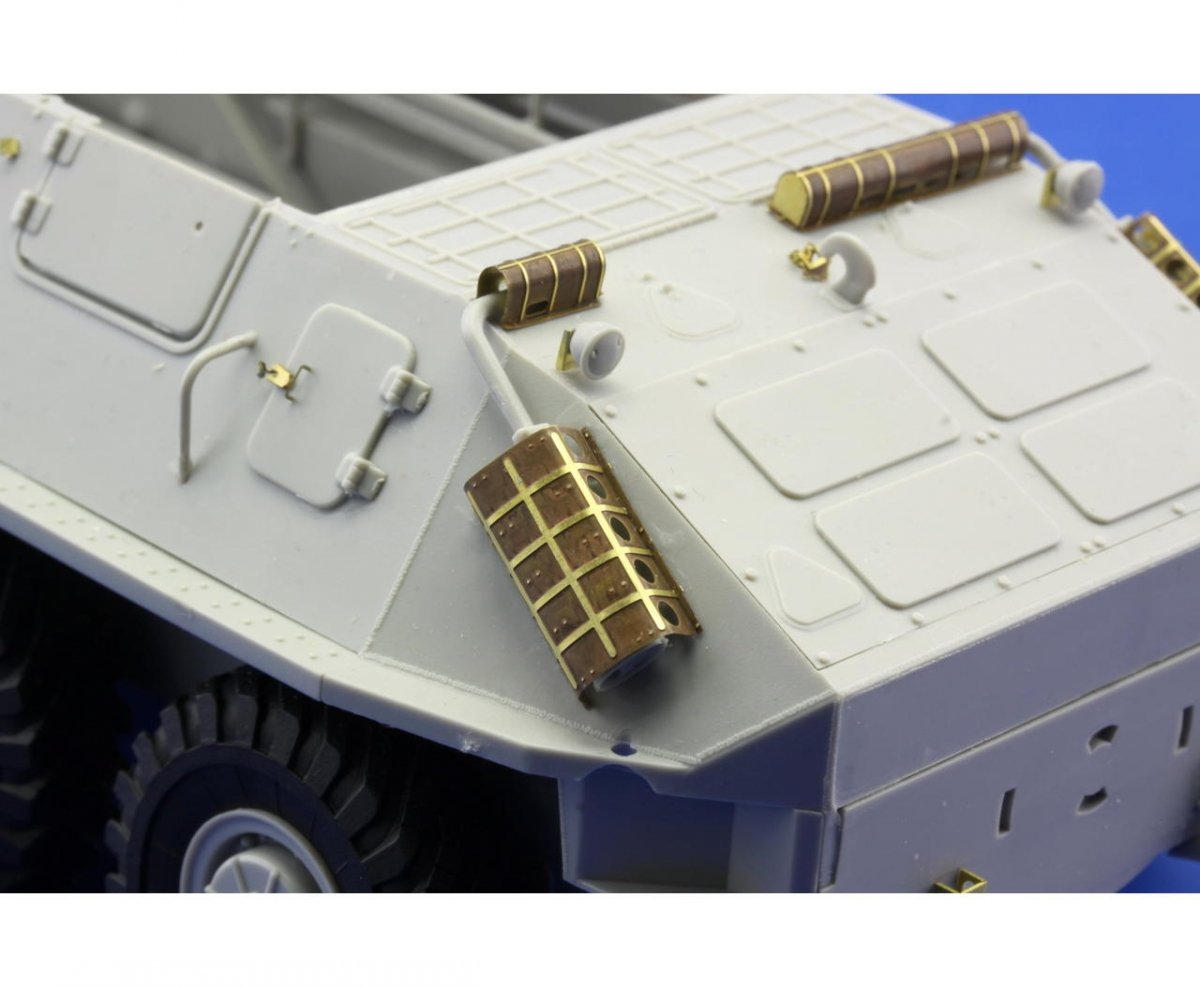 Eduard 36186 BTR-60P APC 1/35 Trumpeter – Bild 8