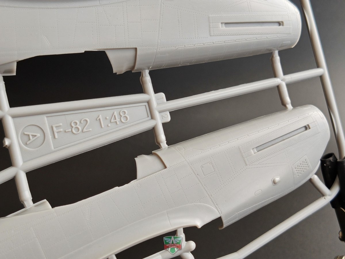 Modelsvit 4818 F-82F/G Twin Mustang 1/48 – zdjęcie 8
