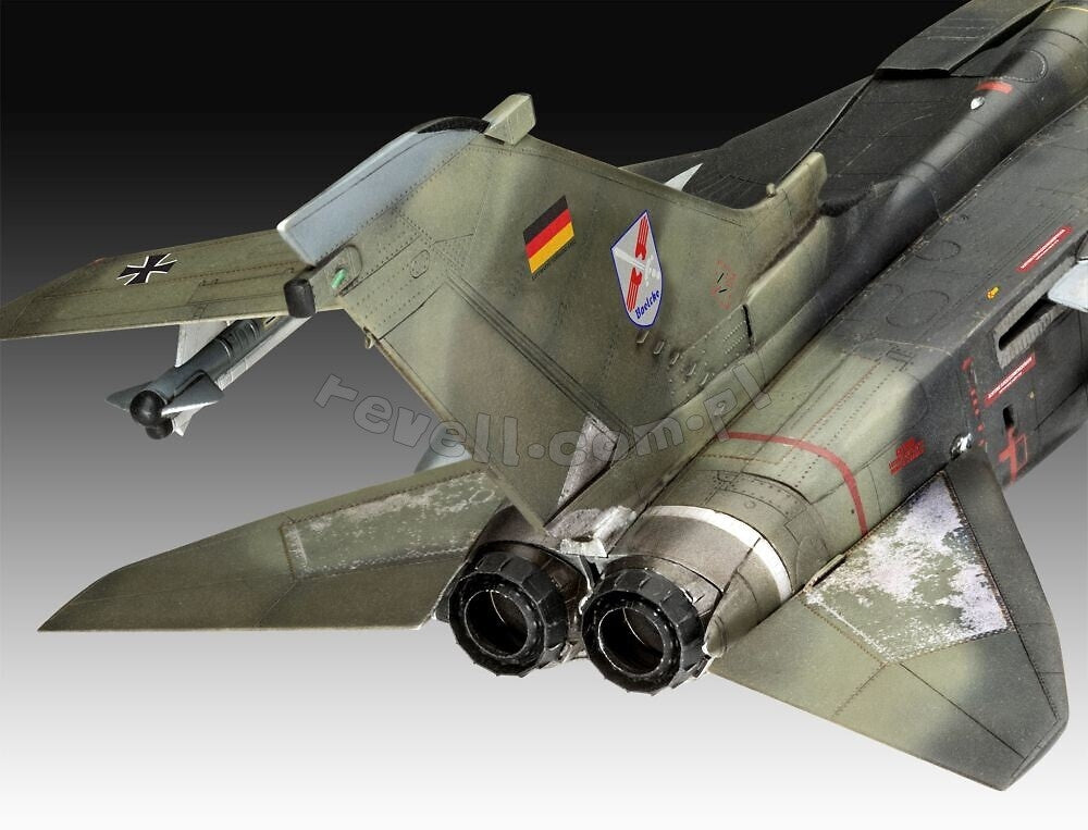 Revell 03801 Tornado Twin Pack - 50 Anniversary Panavia Tornado 1/72 – image 12