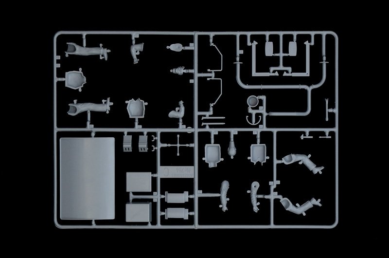 Italeri 0764 Truck Shop Accessories 1/24 – image 4