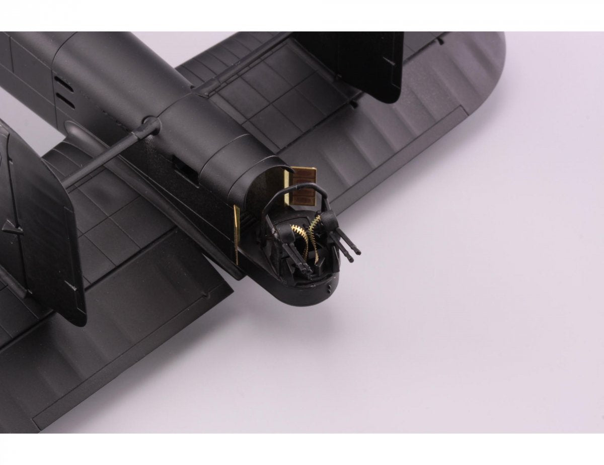 Eduard 73577 Whitley GR Mk. VII AIRFIX 1/72 – obrázek 3