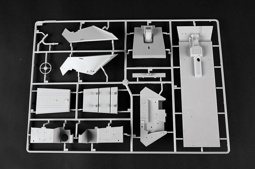 Trumpeter 00942 Sd.Kfz 251 D 1/16 – image 4
