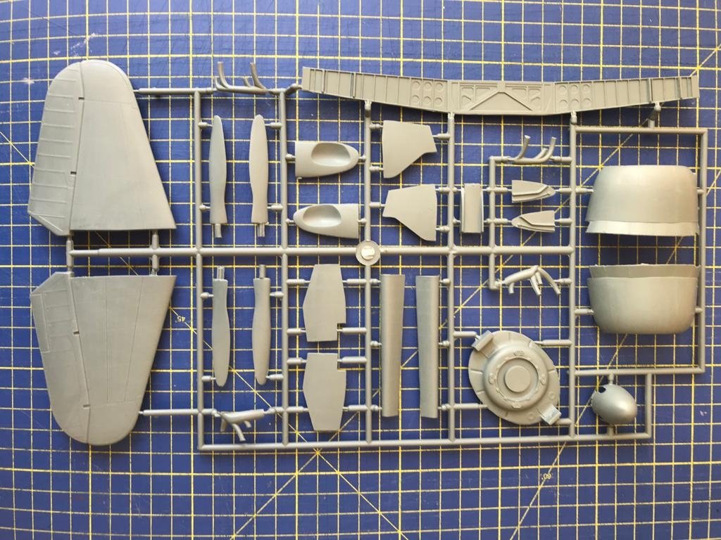 Infinity Models INF3201 SB2C-4 Helldiver 1/32 – Bild 3