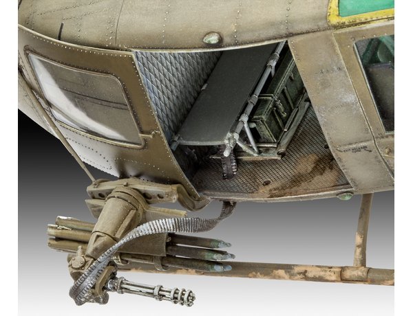 Revell 04960 Bell UH-1C 1/35 – Bild 7