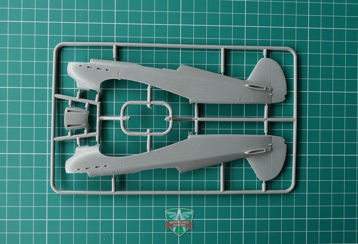 Modelsvit 4803 Yak-1 Première version 1/48 – image 6