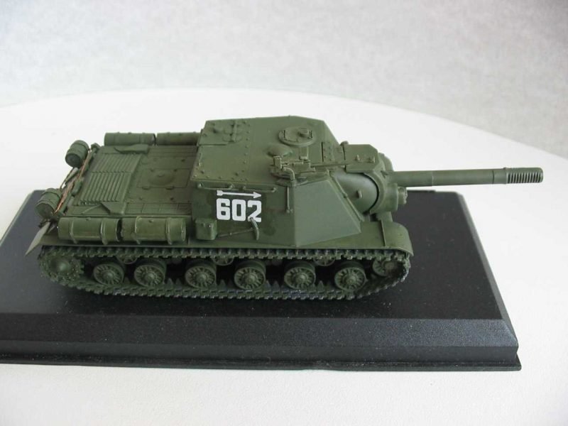 PST 72004 Self-propelled assault gun ISU-152 1/72 – image 3