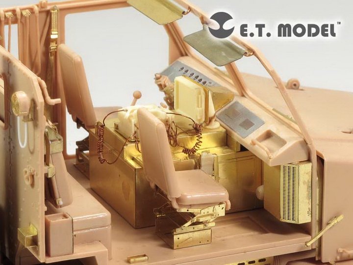 ET Model E35-132 Modern US M1070 Truck Tractor Interior (For HOBBY BOSS 85502) (1/35) – image 4