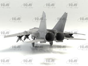 ICM 72177 MiG-25PD Soviet Interceptor Fighter 1/72 – zdjęcie 3