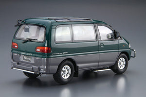 Aoshima 05667 Mitsubishi PE8W Delica Space Gear &amp;#39;96 1/24 – obrázek 3