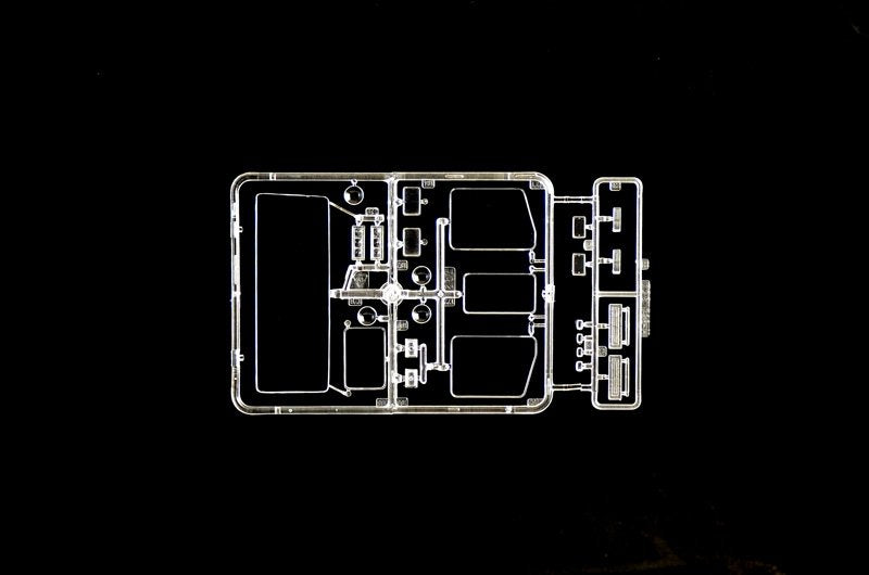 Italeri 3937 Scania T143H 6x2 1/24 – zdjęcie 12