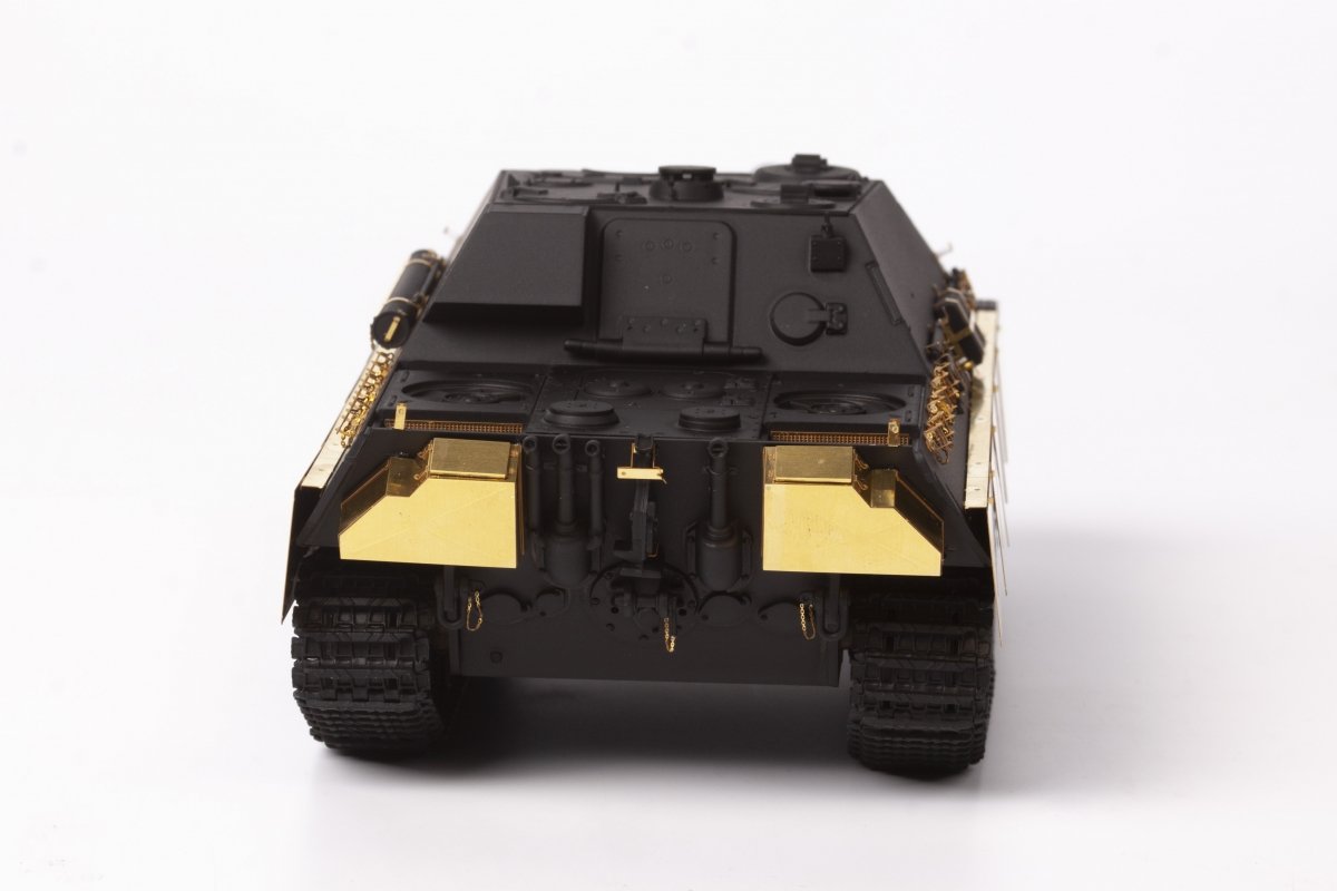 Eduard 36496 Jagdpanther Ausf. G1 ACADEMY 1/35 – image 7