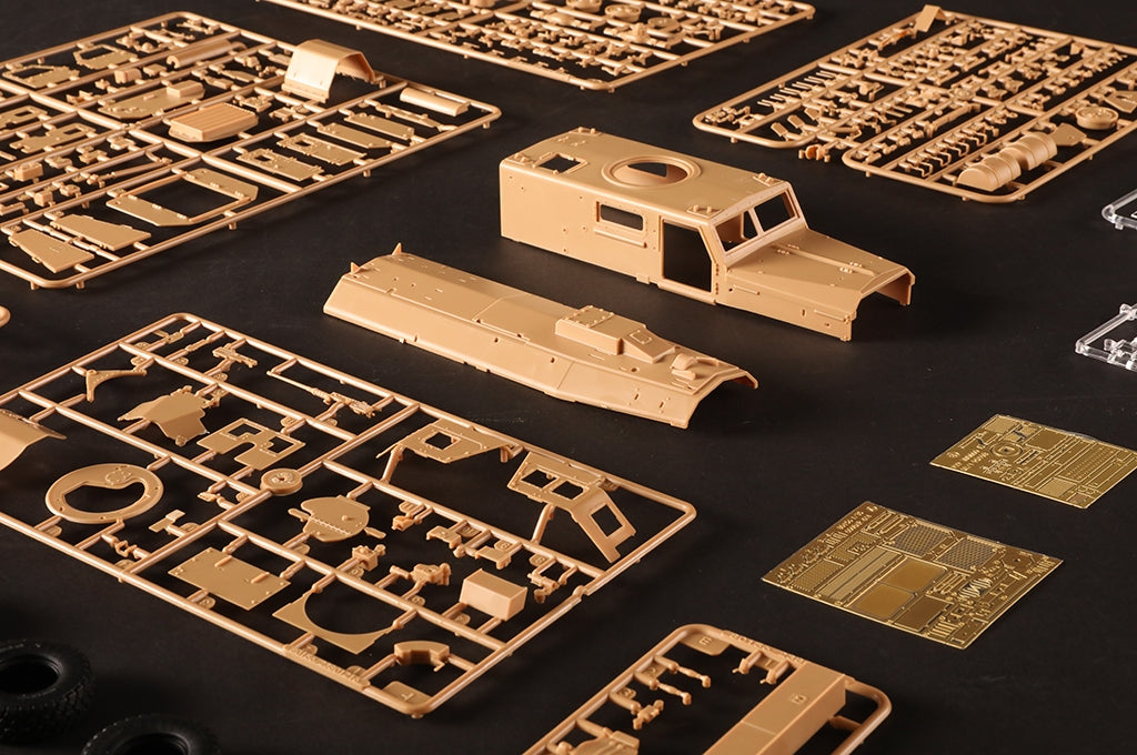Hobby Boss 80156 COUGAR H A1 4X4 MRAP 1/35