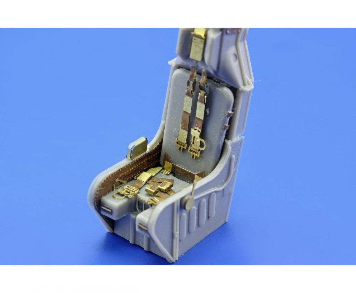 Eduard 32783 A-4F Escapac IA-1 seatbelts 1/32 Trumpeter – image 3