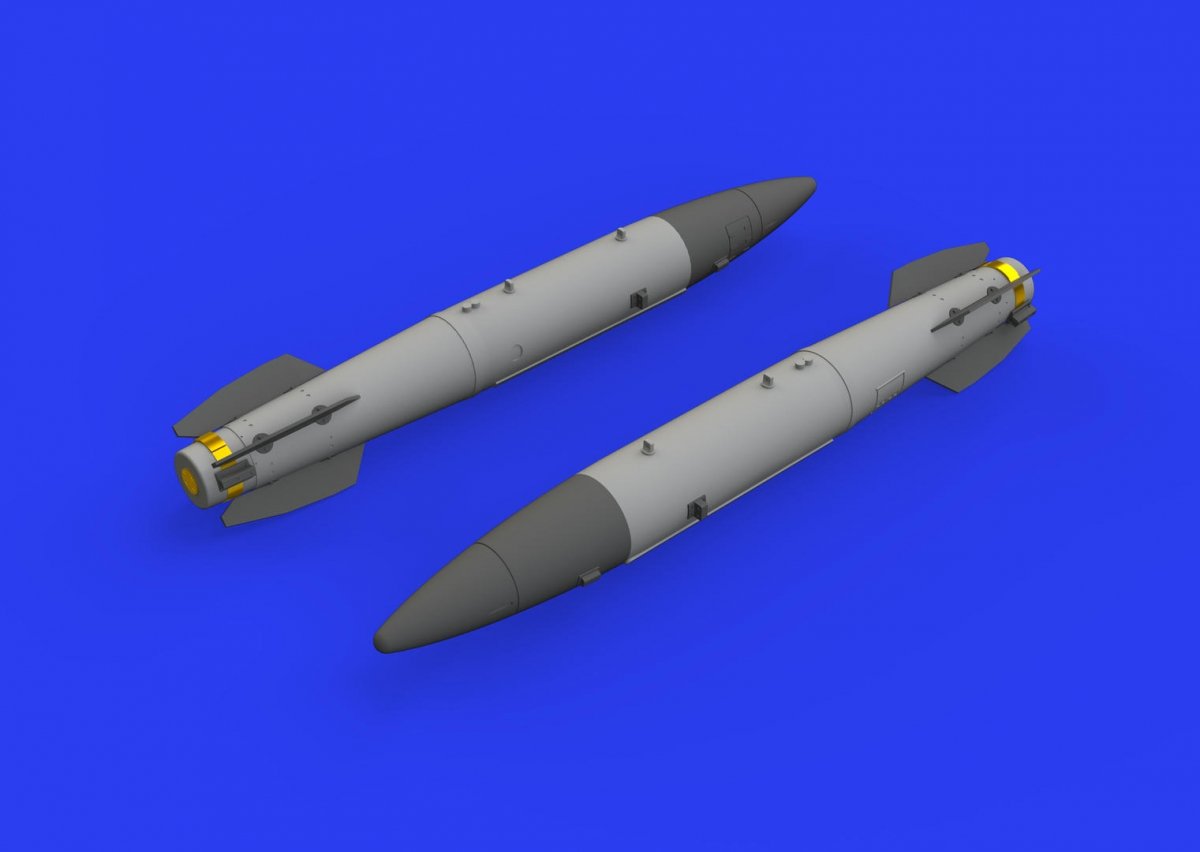 Eduard 648460 B43-1 Nuclear Weapon w/ SC43-3/ -6 tail assembly 1/48 – image 3