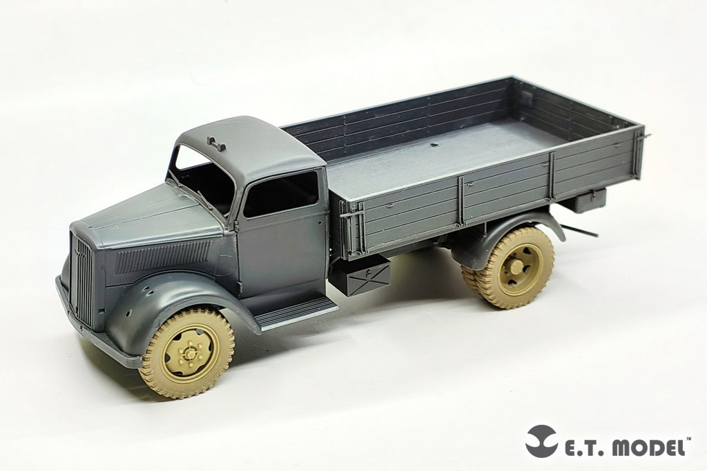 ET Model P35-169 WWII German 3t 4x2 Cargo Truck Sagged Wheels 1/35 – image 9