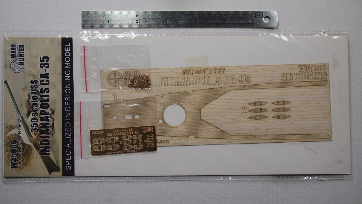 Wood Hunter W35006 Wood Deck USS Cruiser Indianapolis for Trumpeter 1/300 – Bild 2