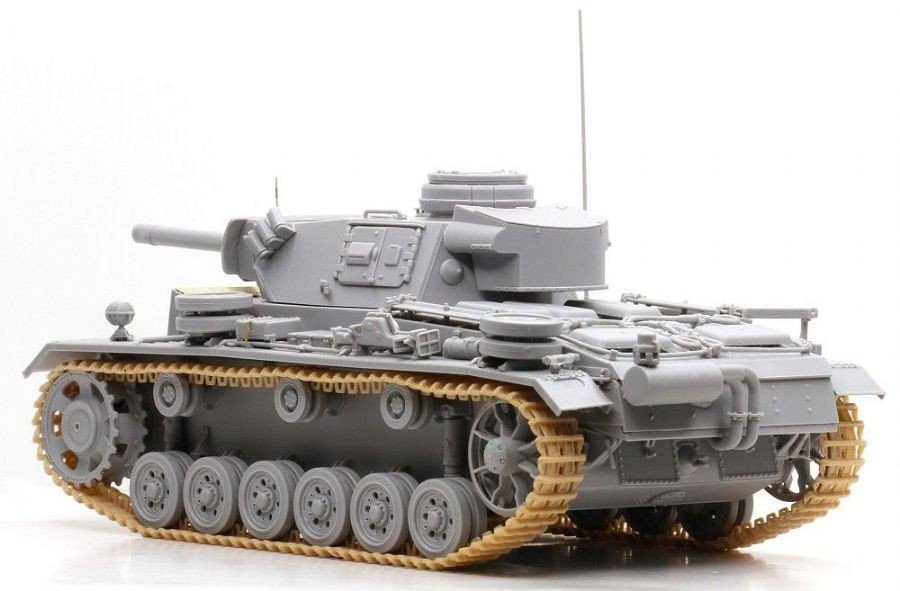 Cyber Hobby 6616 Sd.Kfz.141/3 Pz.Kpfw.III (FL) 1/35 – Bild 6