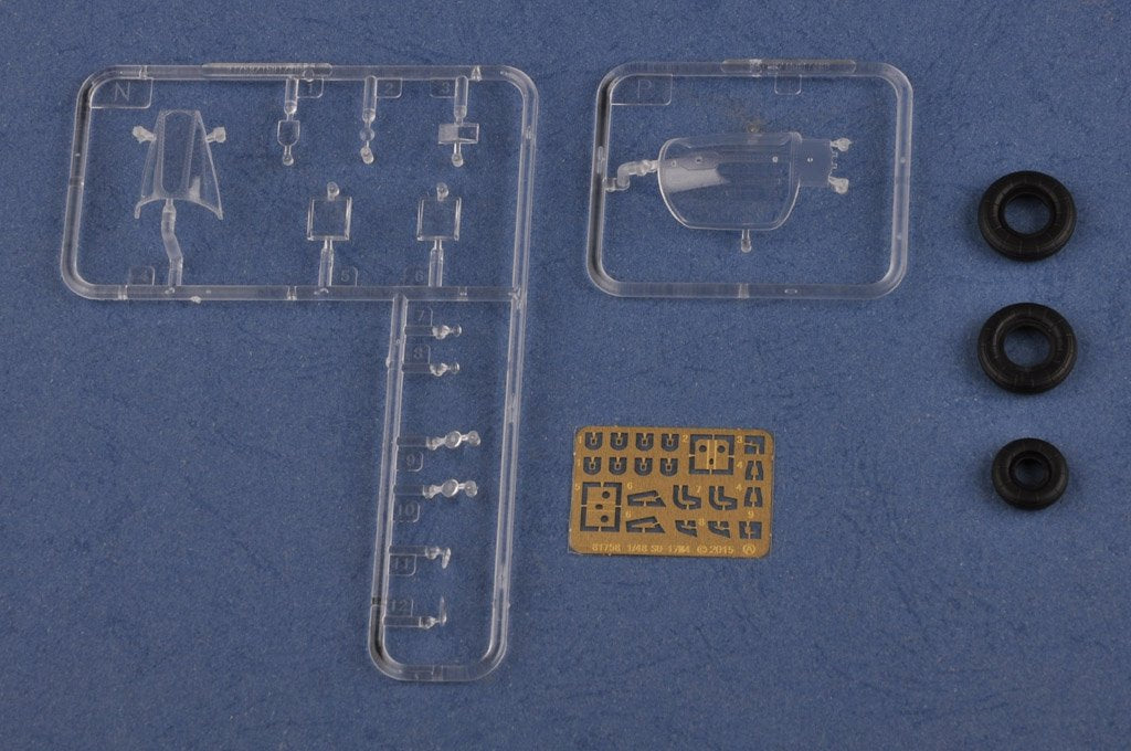 Hobby Boss 81758 Su-17M4 Fitter-K 1/48 – obrázek 6
