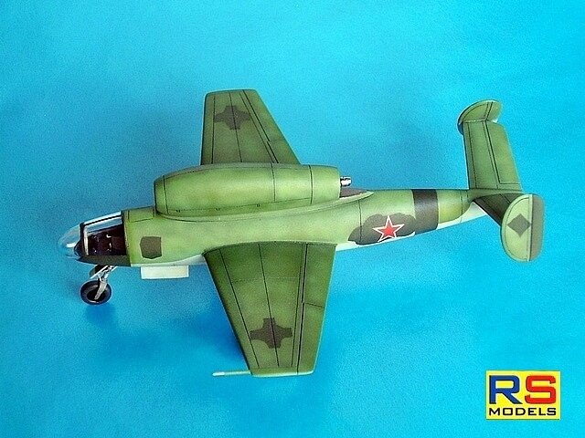 RS Models 92268 Henschel Hs-132 B 1/72 – obrázek 5