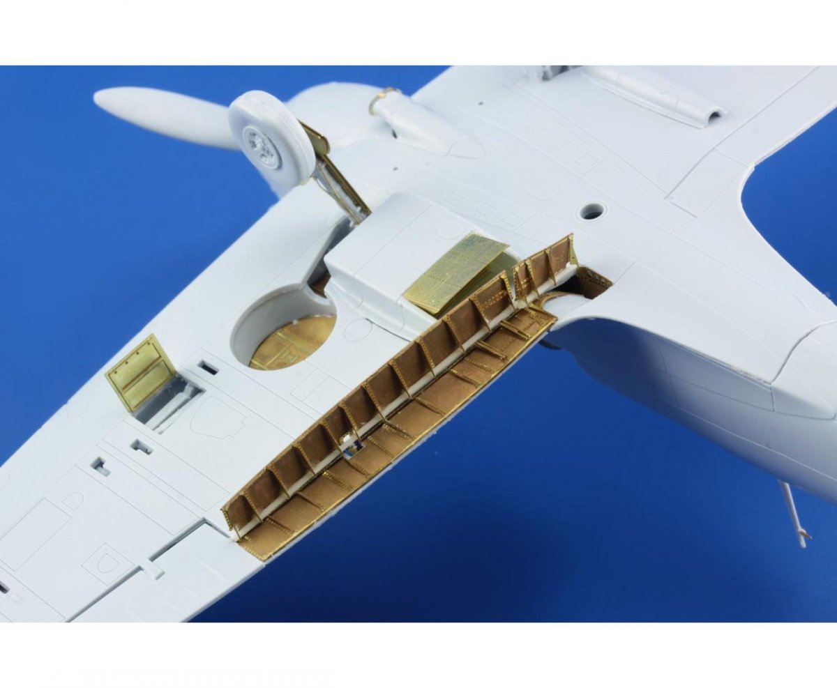 Eduard 48847 Spitfire Mk. And landing flaps 1/48 Airfix – immagine 2