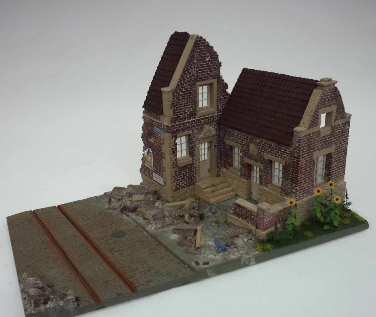 RT-Diorama 35193 Diorama-Base: &amp;quot;Arnheim 1944&amp;quot; New Version 1/35 – Bild 3