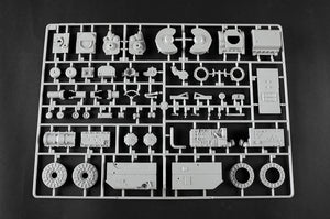 Trumpeter 00948 Char lourd allemand Tiger II - Tourelle Porsche, première production, échelle 1/16 – image 44