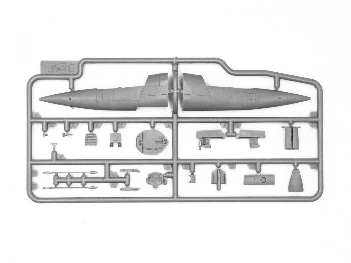 ICM 72178 MiG-25PU Soviet Training Aircraft 1/72 – image 12