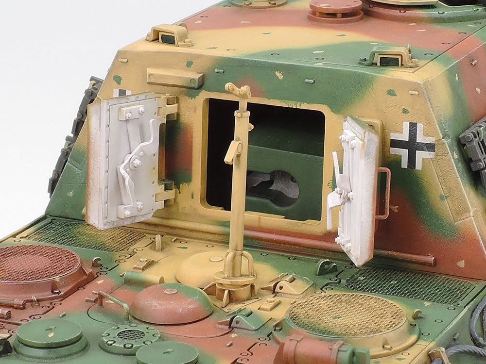 Tamiya 35295 German Heavy Tank Destroyer Jagdtiger Early Production 1/35 – image 8
