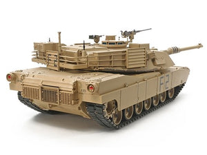 Tamiya 36212 US Main Battle Tank M1A2 Abrams (Display Model) 1/16 – immagine 3